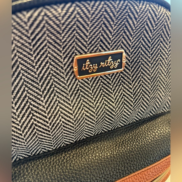 Itzy Ritzy Mini Plus Diaper Backpack - Picture 4 of 7